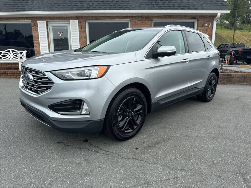 2020 Ford Edge SEL photo 4