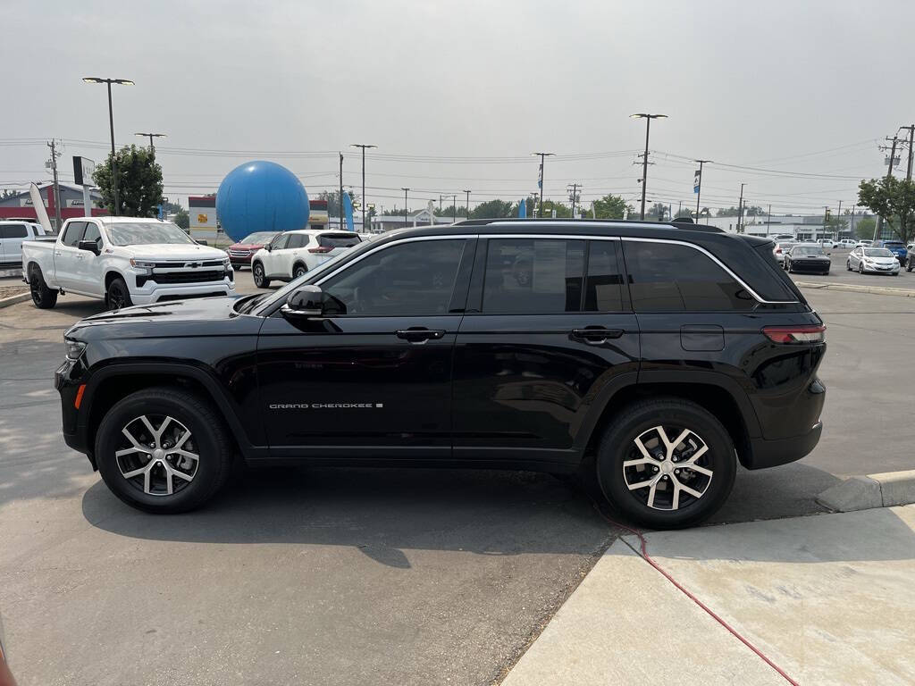 2023 Jeep Grand Cherokee for sale at Axio Auto Boise in Boise, ID