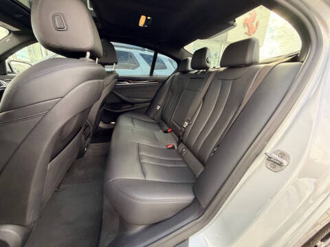 2020 BMW 5 Series 530i