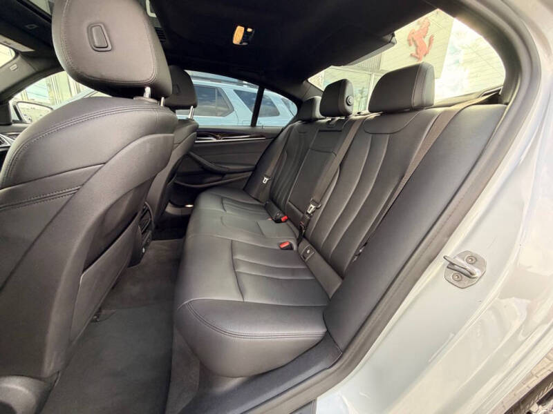 2020 BMW 5 Series 530i