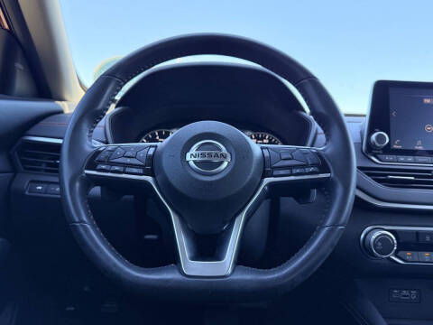 2021 Nissan Altima 2.5 SR