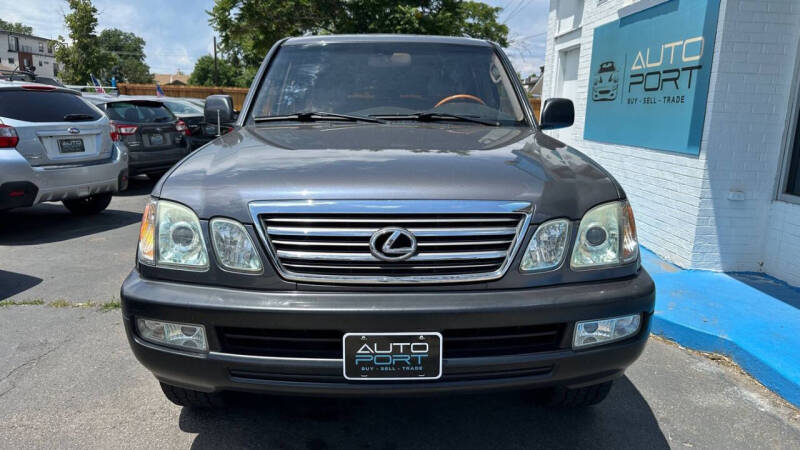2003 Lexus LX 470
