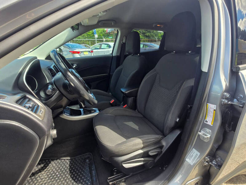 2017 Jeep Compass Sport