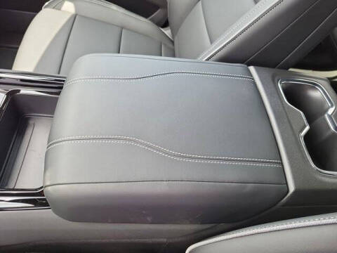 2025 Chevrolet Silverado EV LT