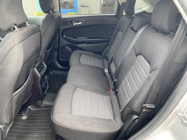 2017 Ford Edge SE