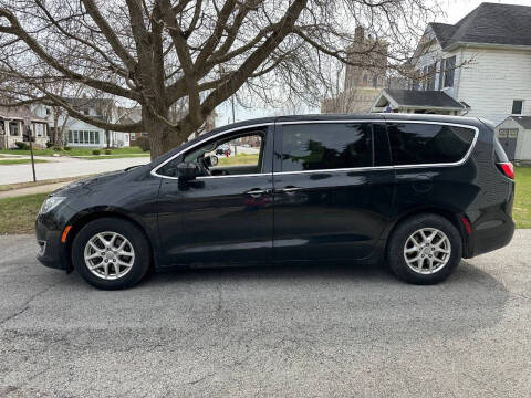 2017 Chrysler Pacifica Touring Plus