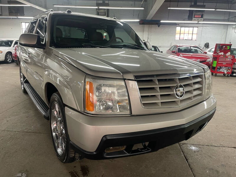 2005 Cadillac Escalade EXT for sale at John Warne Motors in Canonsburg PA