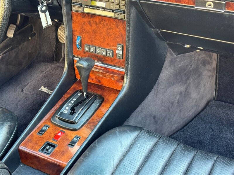 1984 Mercedes-Benz 380-Class 380 SL