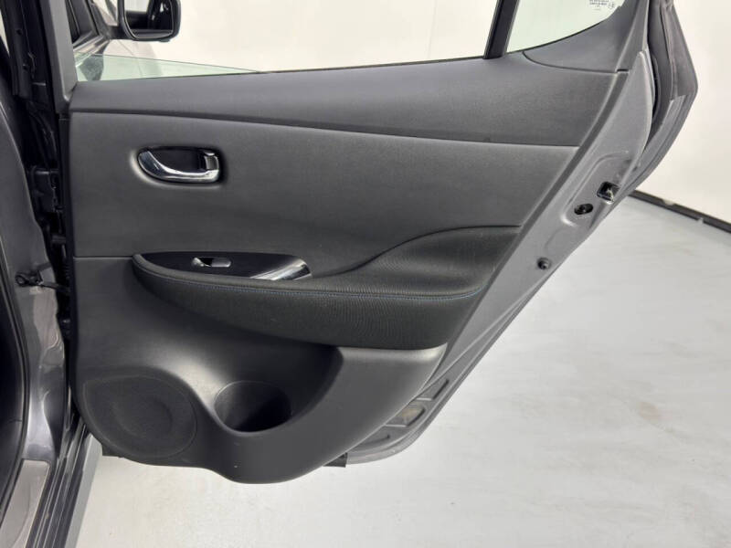 2024 Nissan LEAF SV PLUS