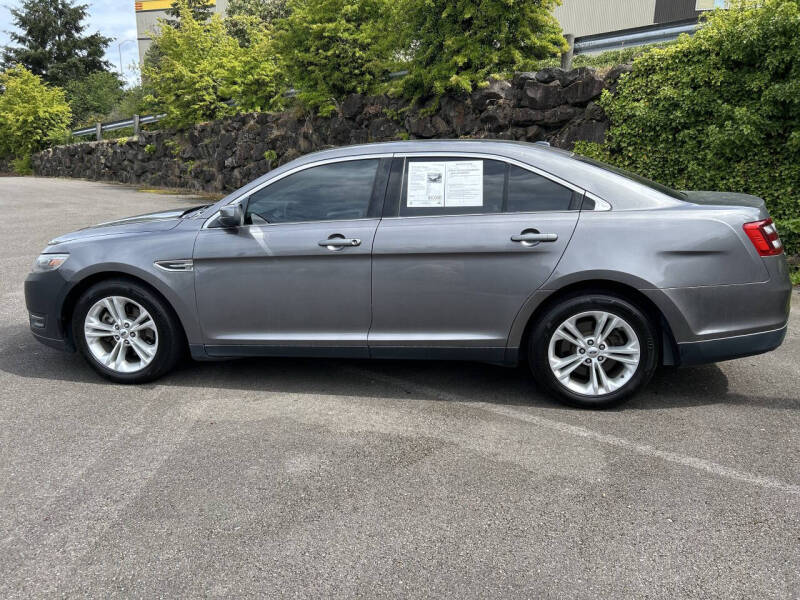 2014 Ford Taurus SEL