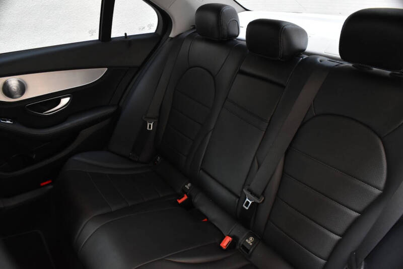 2016 Mercedes-Benz C-Class