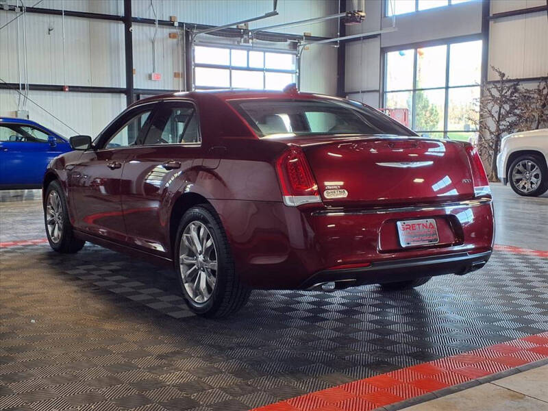 2018 Chrysler 300 Touring