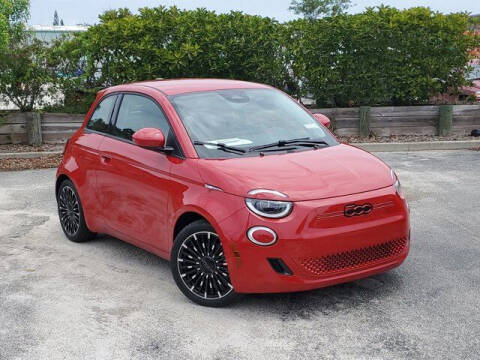 2024 FIAT 500e for sale at GATOR'S IMPORT SUPERSTORE in Melbourne FL