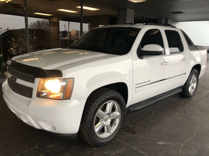 2011 Chevrolet Avalanche LTZ