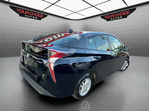 2016 Toyota Prius Three