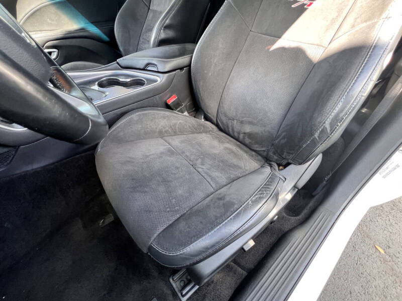 2016 Dodge Challenger R/T Plus