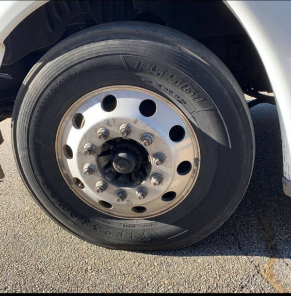 2014 Freightliner Cascadia