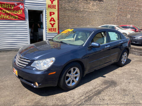 2007 Chrysler Sebring for sale at RON'S AUTO SALES INC in Cicero IL