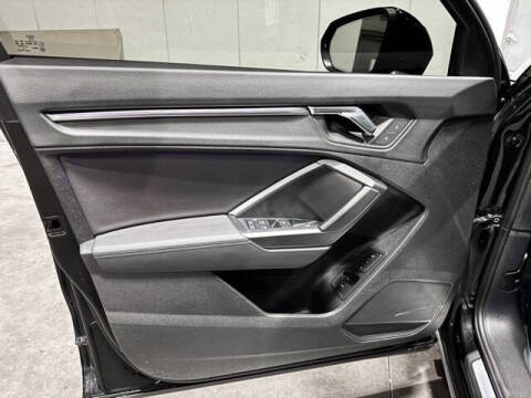 2022 Audi Q3 quattro S line Prem Plus 45 TFSI