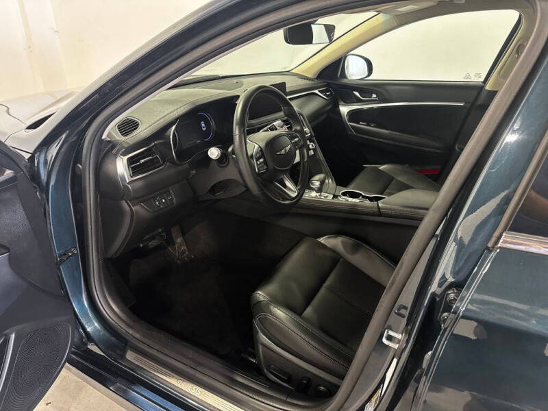 2025 Genesis G70