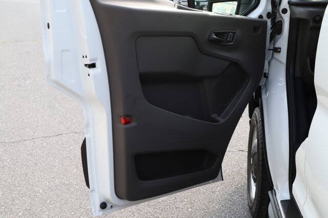 2025 Ford Transit 350