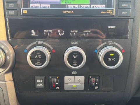 2010 Toyota Sequoia Platinum