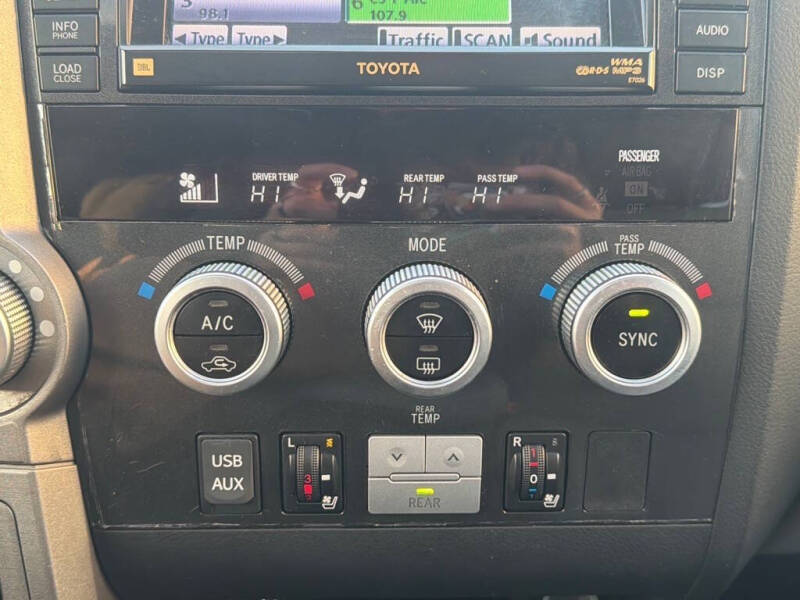 2010 Toyota Sequoia Platinum