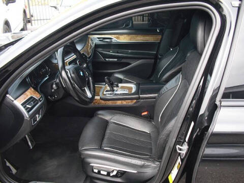 2017 BMW 7 Series 750i