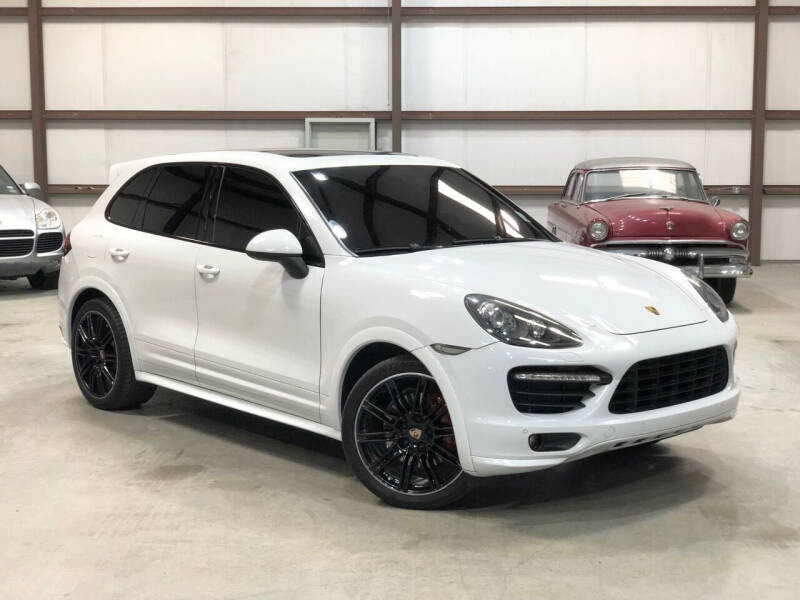 2013 Porsche Cayenne GTS