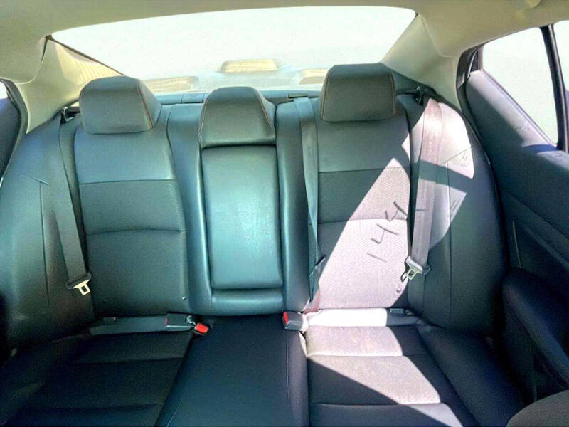 2020 Nissan Altima 2.5 SR