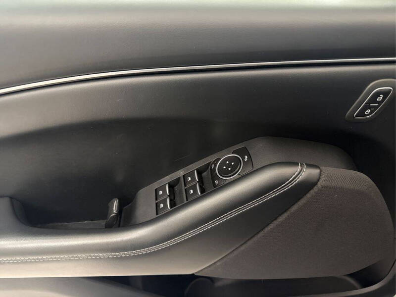 2021 Ford Mustang Mach-E Select