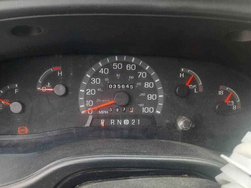 2000 Ford E-250