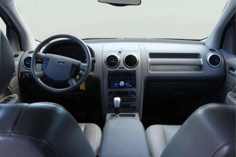 2005 Ford Freestyle SEL