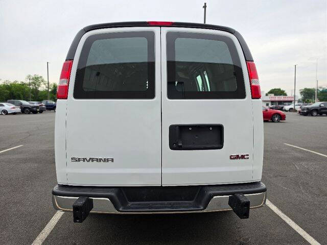 2024 GMC Savana 2500