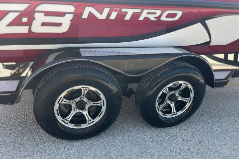 2015 Nitro Z-8