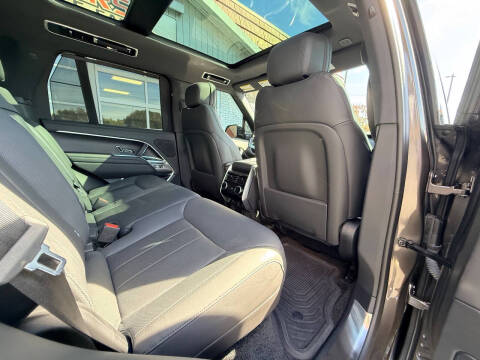 2023 Land Rover Range Rover P530 SE