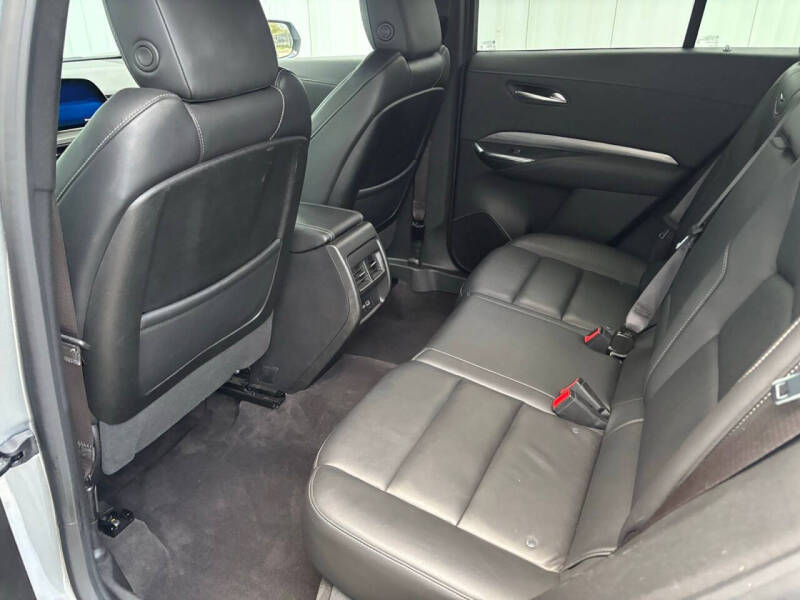 2024 Cadillac XT4 Premium Luxury