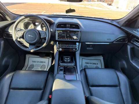 2020 Jaguar F-PACE 25t Premium