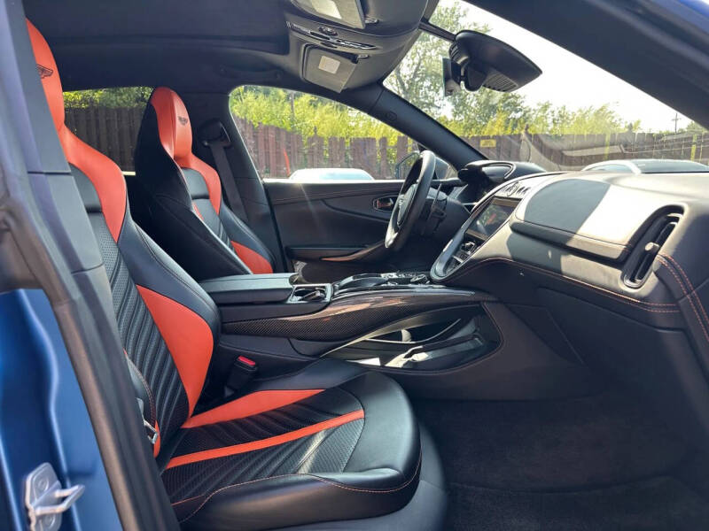 2023 Aston Martin DBX 707