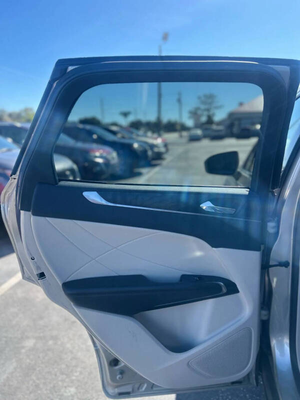 2017 Lincoln MKC Reserve