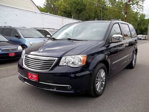 2014 Chrysler Town and Country for sale at 1st Choice Auto Sales in Fairfax VA