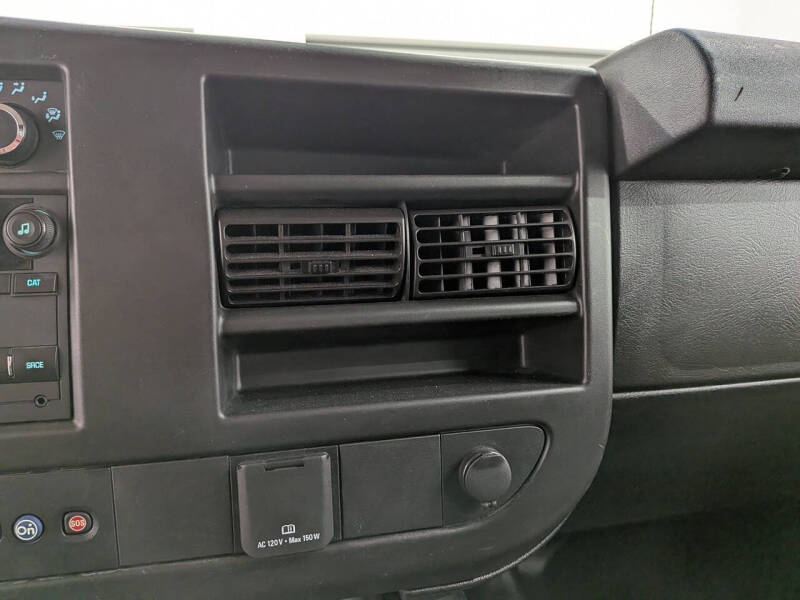 2021 GMC Savana 2500