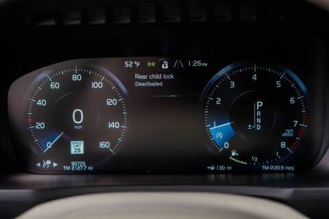 2018 Volvo XC90 T6 Momentum