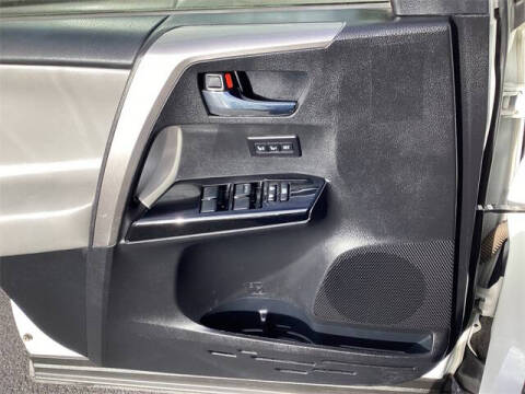 2017 Toyota RAV4 Hybrid Limited