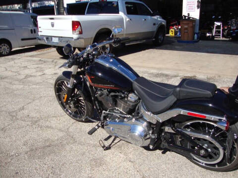 2024 Harley-Davidson Breakout