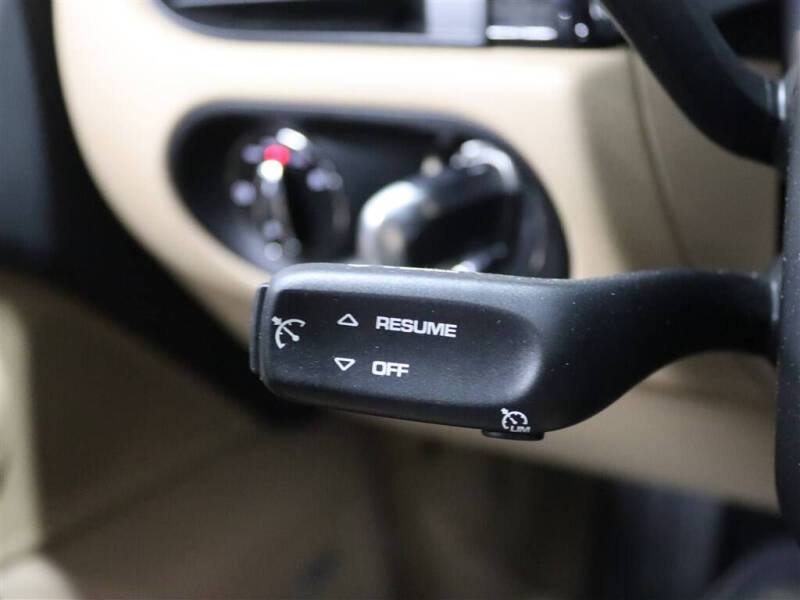 2020 Porsche Macan S