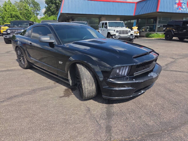 2005 Ford Mustang GT Premium