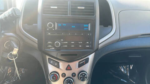 2016 Chevrolet Sonic LS Auto