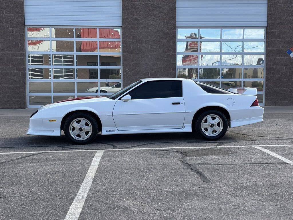 1992 Chevrolet Camaro 46