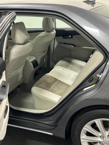 2012 Toyota Camry Hybrid